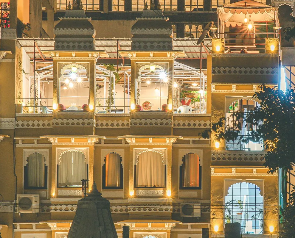 Hotel Mandiram Palace