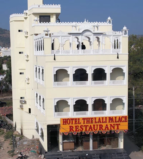 Hotel Lali Palace